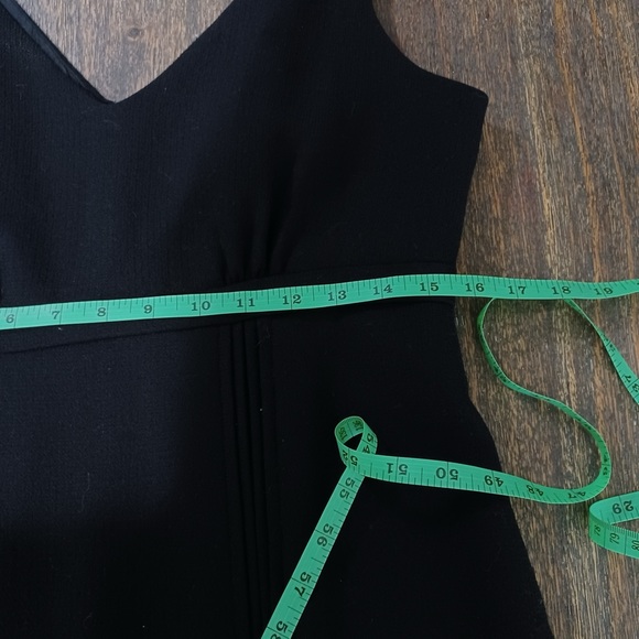 ALLEGORY Wool V Neck Pleated Black Dress Women’s Size 6 - Picture 16 of 16